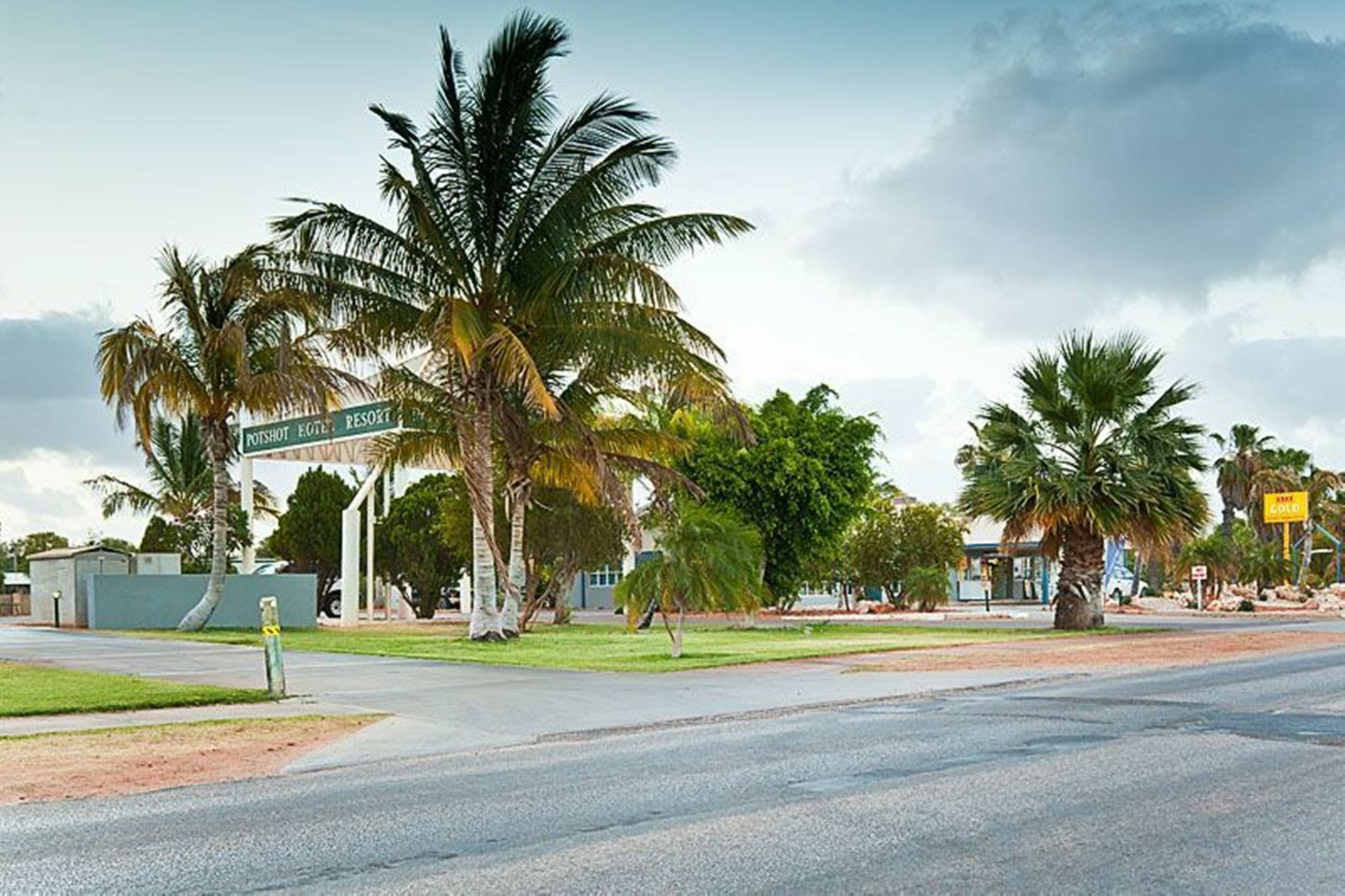 Potshot Hotel Resort Exmouth Buitenkant foto
